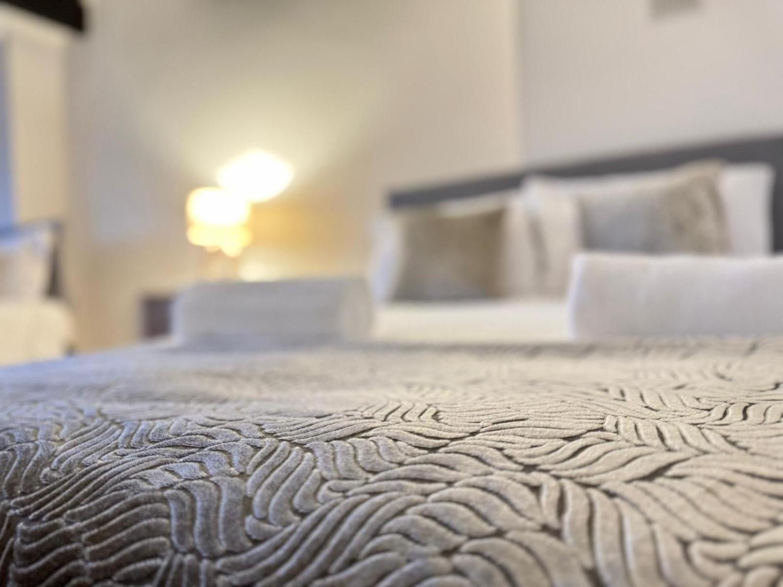 Shm Stays Solihull Hs2 Nec Airport Nr M6 M40 M42 Great For Long & Short Stays 15 Min Walk To Train Station 5 Min Drive To Town Centre Outside Bus Stops & Supermarket Free Parking Экстерьер фото